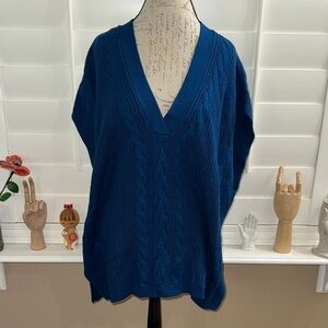 J.JILL V-NECK CABLE VEST PEACOCK BLUE